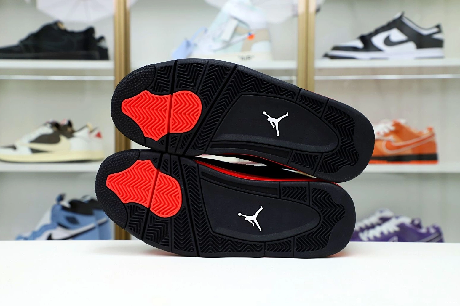 4 RETRO JORDAN 'RED THUNDER' AIR 1115